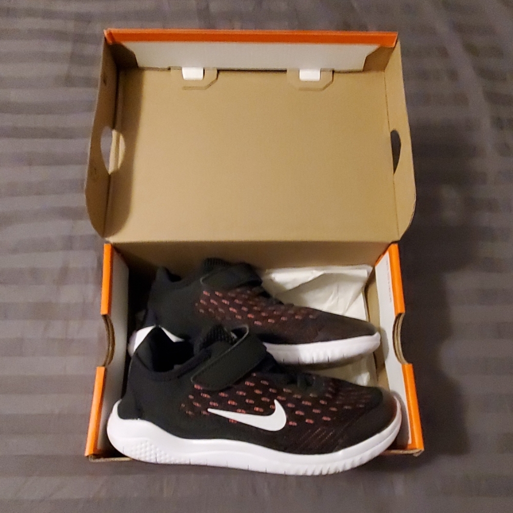 Nike Free RN 2017 (PSV) Size 13c